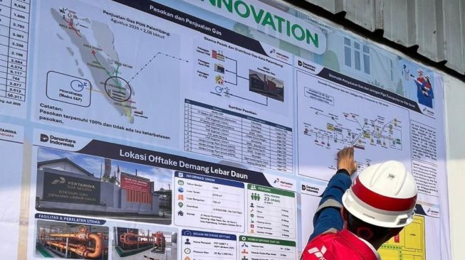 Petugas PGN menjelaskan skema pasokan dan penyaluran gas, termasuk peran Offtake Station Demang Lebar Daun