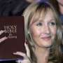  Paus Fransiskus Dikabarkan Minta JK Rowling Tulis Ulang Alkitab