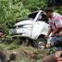 Mobil Pikap Tabrak Truk, 6 Orang Tewas