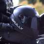 Helm Cerdas Ini Bisa Putar Musik dan Terima Telepon