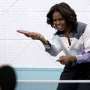 Michelle Obama Main Tenis Meja 