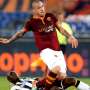 Dapat "Standing Ovation" di Cagliari, Radja Nainggolan Terharu