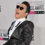 Di Video Klip Terbaru, Psy "Berdansa Seperti Kera"