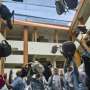 Ratusan Siswa Demo Tuntut Kepsek Dimutasi