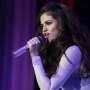 Selena Gomez dan Orlando Bloom Pacaran?