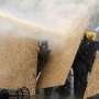 Berlindung dari Water Cannon