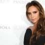 Peduli HIV, Victoria Beckham Lelang 600 Pakaian
