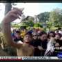 Neymar, Bintang Brasil yang Doyan "Selfie"