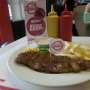Lezatnya Steak di Holycow! 