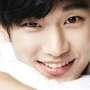 Kim Soo Hyun Jawab Kabar Telah Dioperasi Plastik