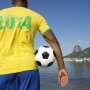 Akun Twitter Ini Ungkap Kebobrokan Persiapan Piala Dunia Brasil