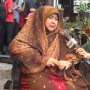 Rumah Pipik "Uje" Kebakaran, Umi Tatu Menangis Histeris