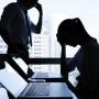Tekanan di Kantor Terlalu Berat? Lakukan 8 Hal Ini untuk Mengatasinya!