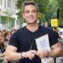 Robbie Williams Tarik Ucapan Pernah Tiduri 4 Personel Spice Girls