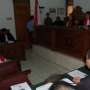 Kenapa UGB Bungkam Usai Sidang?