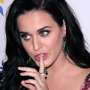 Katy Perry Blunder Soal "Tweet" Korban MH17