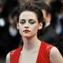Kristen Stewart Didepak dari "Snow White And The Huntsman 2"