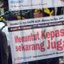 Ribuan Karyawan Merpati Belum Digaji Selama 13 Bulan