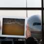 Pilot Main iPad, Pesawat Meluncur Turun 1,5 Km