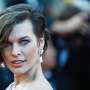 Mila Jovovich Hamil Anak Kedua