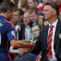  Van Persie Siap Bersaing dengan Falcao