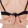 5 Manfaat Melepas Bra Saat Tidur