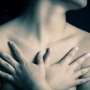 Implan, Payudara Perempuan Ini 'Meledak'