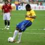 Robinho Pulang Kampung ke Brasil