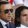 Falcao Resmi Berseragam MU