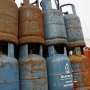 Mobil Angkut LPG 'Nyelonong' Timpa Rumah