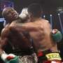 Menang Angka atas Maidana, Tiga Gelar Mayweather Tak Goyah