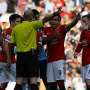  Diusir Wasit, Rooney Meminta Maaf 