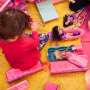 Di Tangan Perempuan Ini, Barbie Tampil Lebih Alami