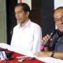 Demi Ketemu Ical, Jokowi Terpaksa Ngopi Meskipun Tak Doyan