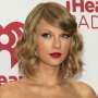 Taylor Swift Tuntut YouTube Bagi Royalti untuk Artis