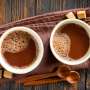 Minum Cokelat Panas Ampuh Cegah Kepikunan