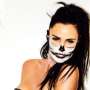 Dandan Seram, 'Bumper Depan' Katie Price Diremas