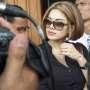 Nikita Mirzani Tak Mau Hanya Diberi Jutaan