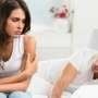 Alasan Perempuan Menopause Malas Bercinta