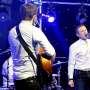 'Setan Merah' Natalan, Rooney "Nyumbang" Lagu di Panggung