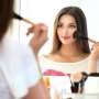 Trik "Make-up" Ini Bikin Anda Terlihat Lebih Muda