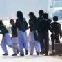 Ratusan Murid Dipaksa Lihat Guru Mereka Dibakar Taliban