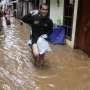 Warga Ogah Pindah, Ahok: Seumur Hidup Kampung Pulo Banjir