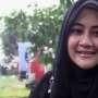 Pipik 'Uje' Senang Laudya Cynthia Bella Berhijab