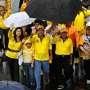 Aksi Ical dan Kader Perempuan Golkar