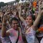 Warna-warni Festival Holi Color di Hari Valentine