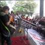 'Anak Punk' Gelar Konser di Gedung KPK
