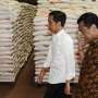 Cegah Inflasi, Jokowi Rombak Fungsi Bulog