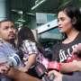 Momen Haru Ultah Istri Wendy Cagur, Anak Cuma Lihat dari Kaca karena Corona