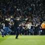 Fans Serbu Arena Pertandingan, Villa Minta Maaf